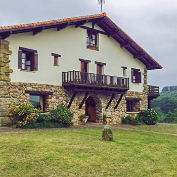 Peluaga-Zahar baserria